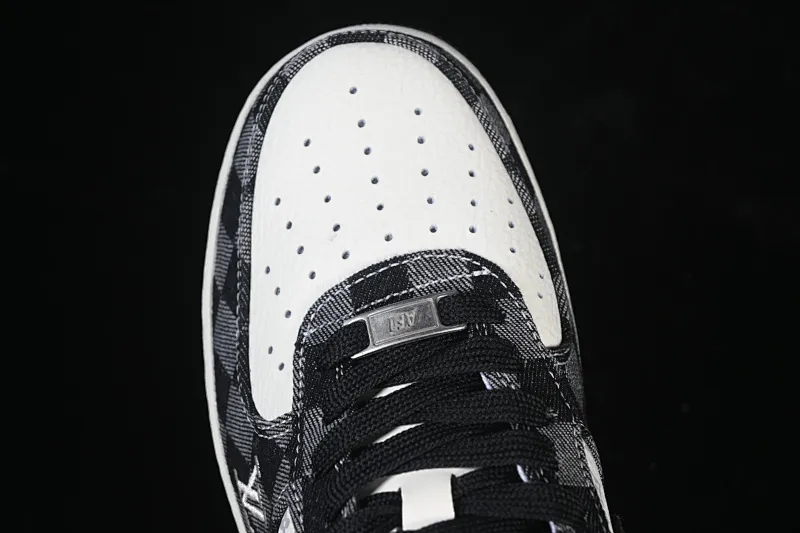 All categories Nk Air Force 1 Air Force series Nk Air Force 1 Low Air Force low-top Nike Air Force 1'07 Low LV joint white and black Air Force 1 low-top casual sneakers YF9511-817